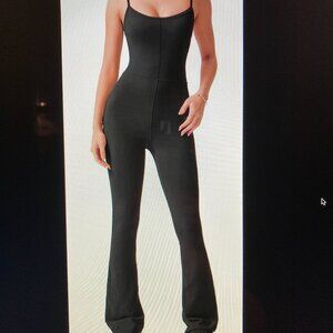 Classic Black Flare-Leg Jumpsuit Romper with Spaghetti Straps EUC Size M Bodycon